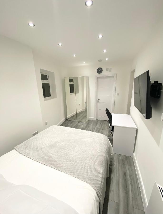 London Studio Chingford Exterior foto